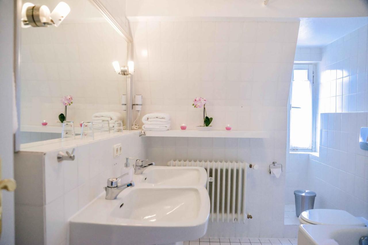 Hotel Engel Hilders エクステリア 写真