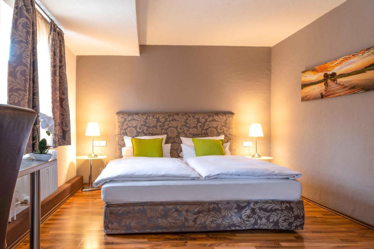 Hotel Engel Hilders エクステリア 写真