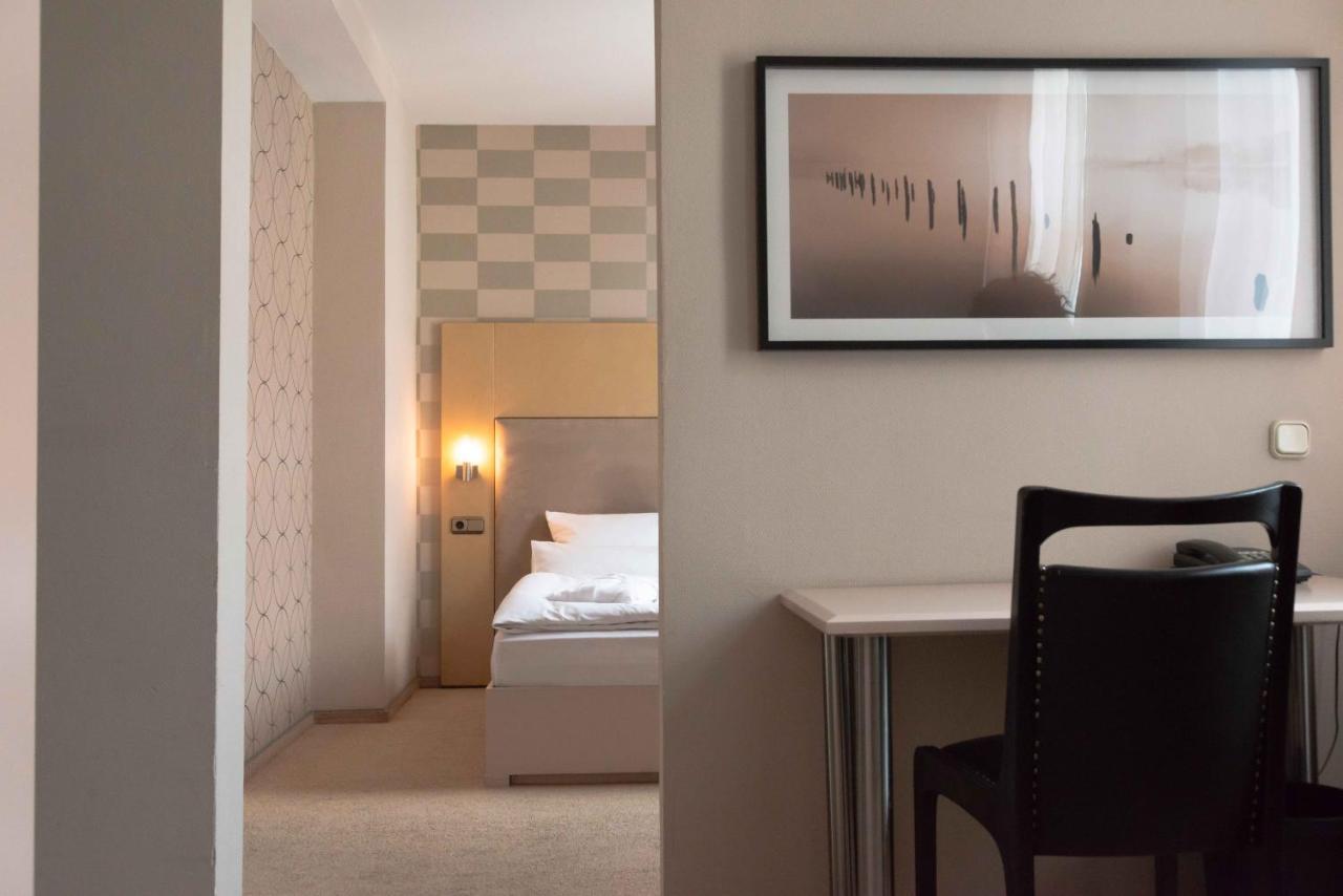Hotel Engel Hilders エクステリア 写真