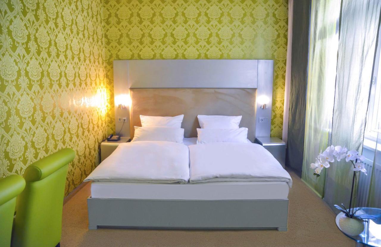 Hotel Engel Hilders エクステリア 写真