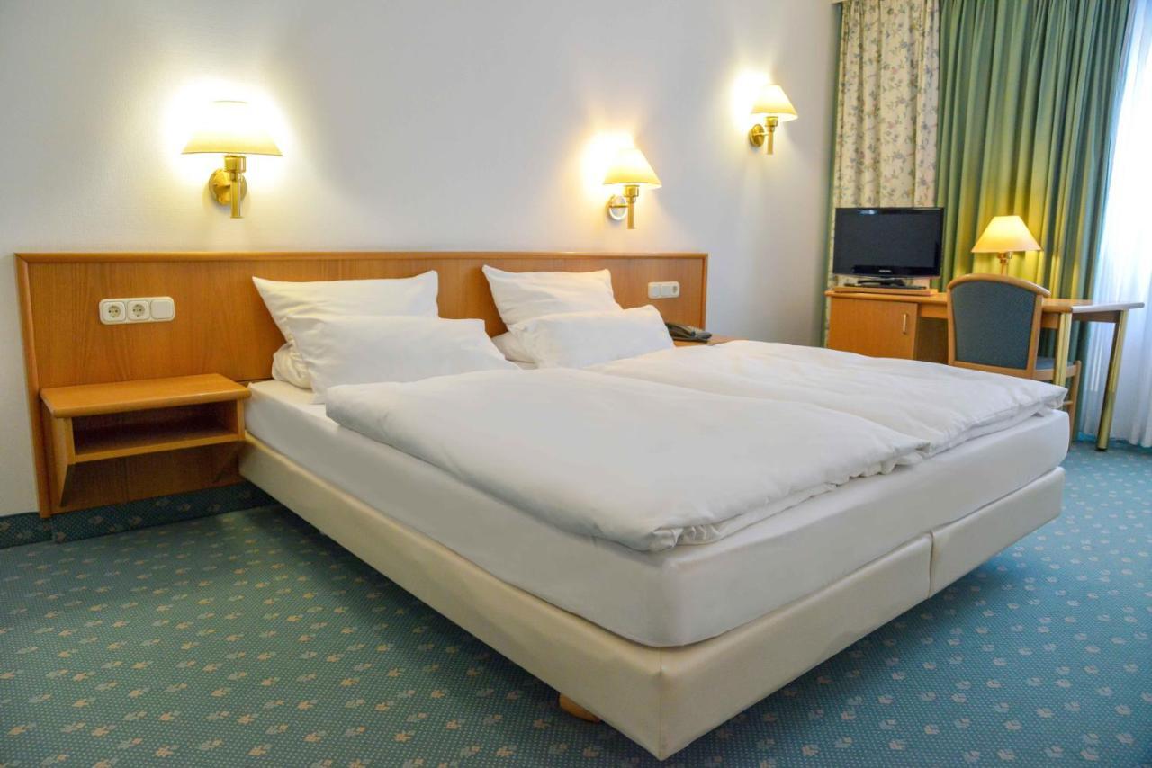 Hotel Engel Hilders エクステリア 写真