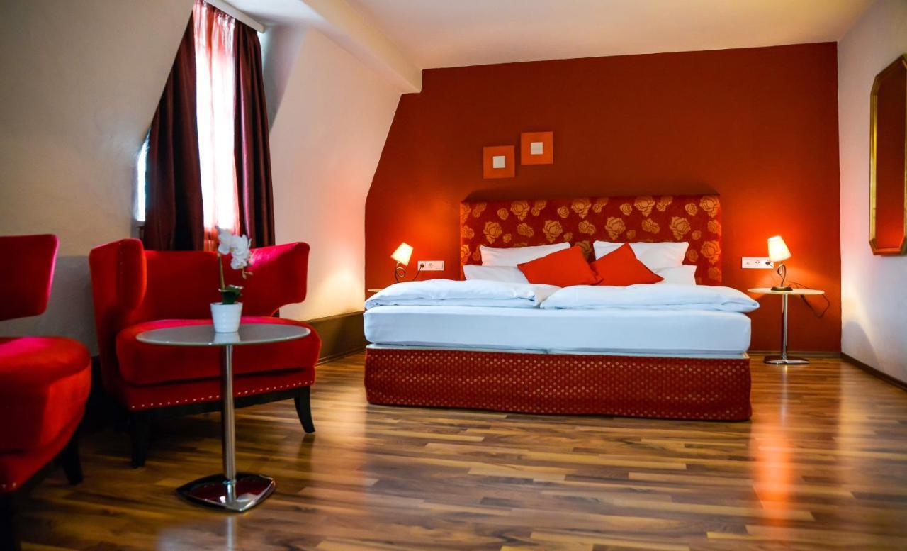 Hotel Engel Hilders エクステリア 写真