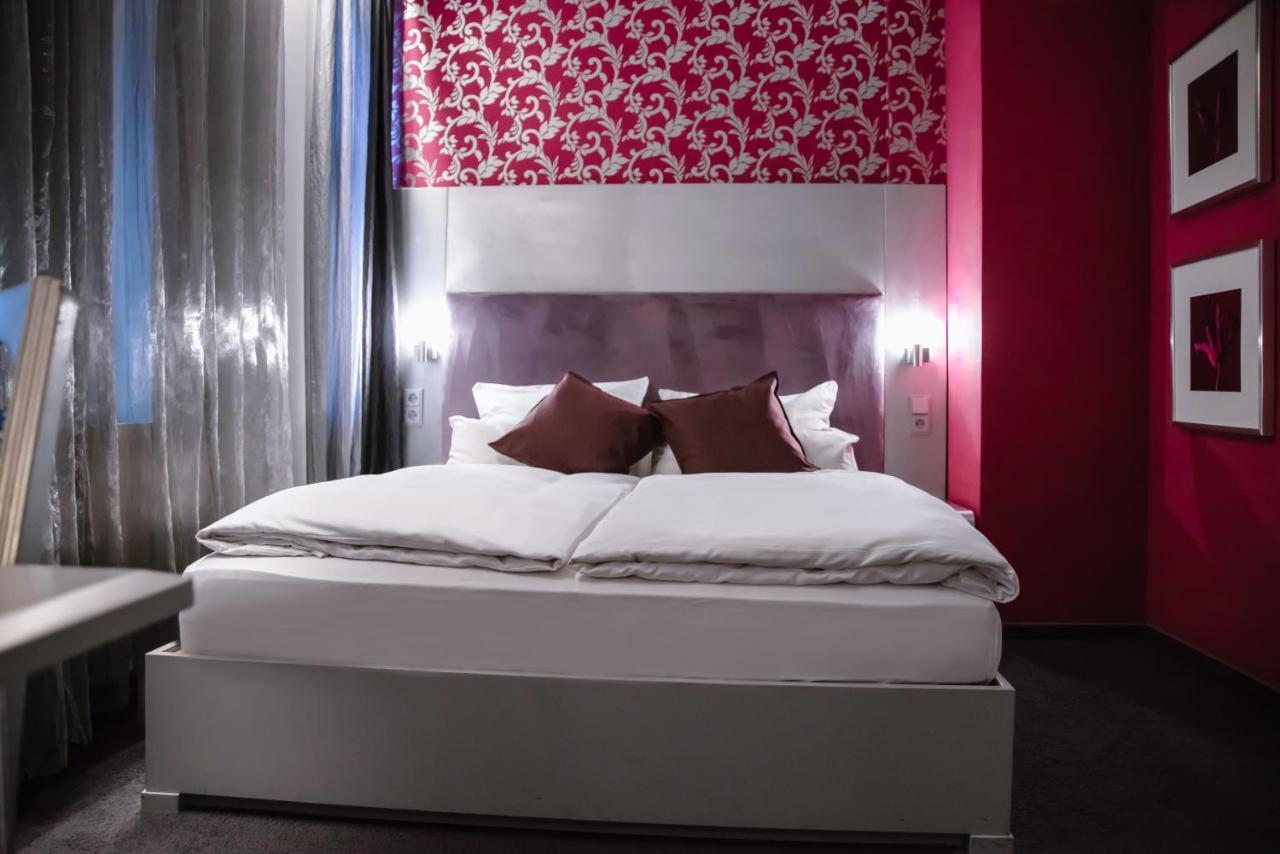 Hotel Engel Hilders エクステリア 写真