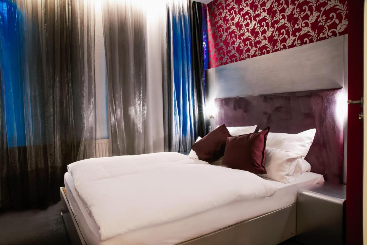 Hotel Engel Hilders エクステリア 写真