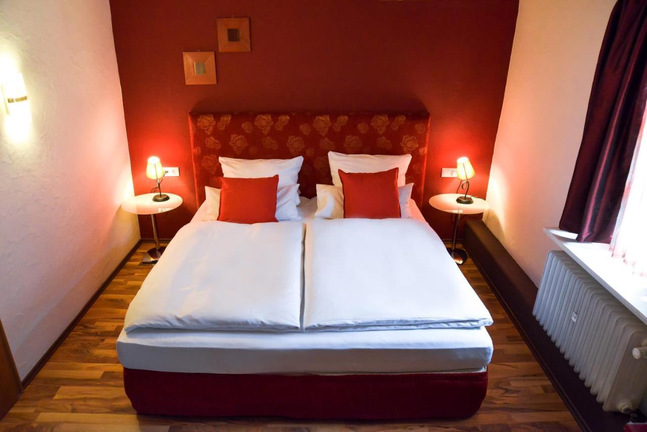 Hotel Engel Hilders エクステリア 写真